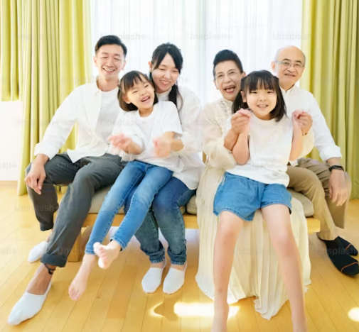 家庭困难与成长之路：坚强面对，持续前行-勤于奋